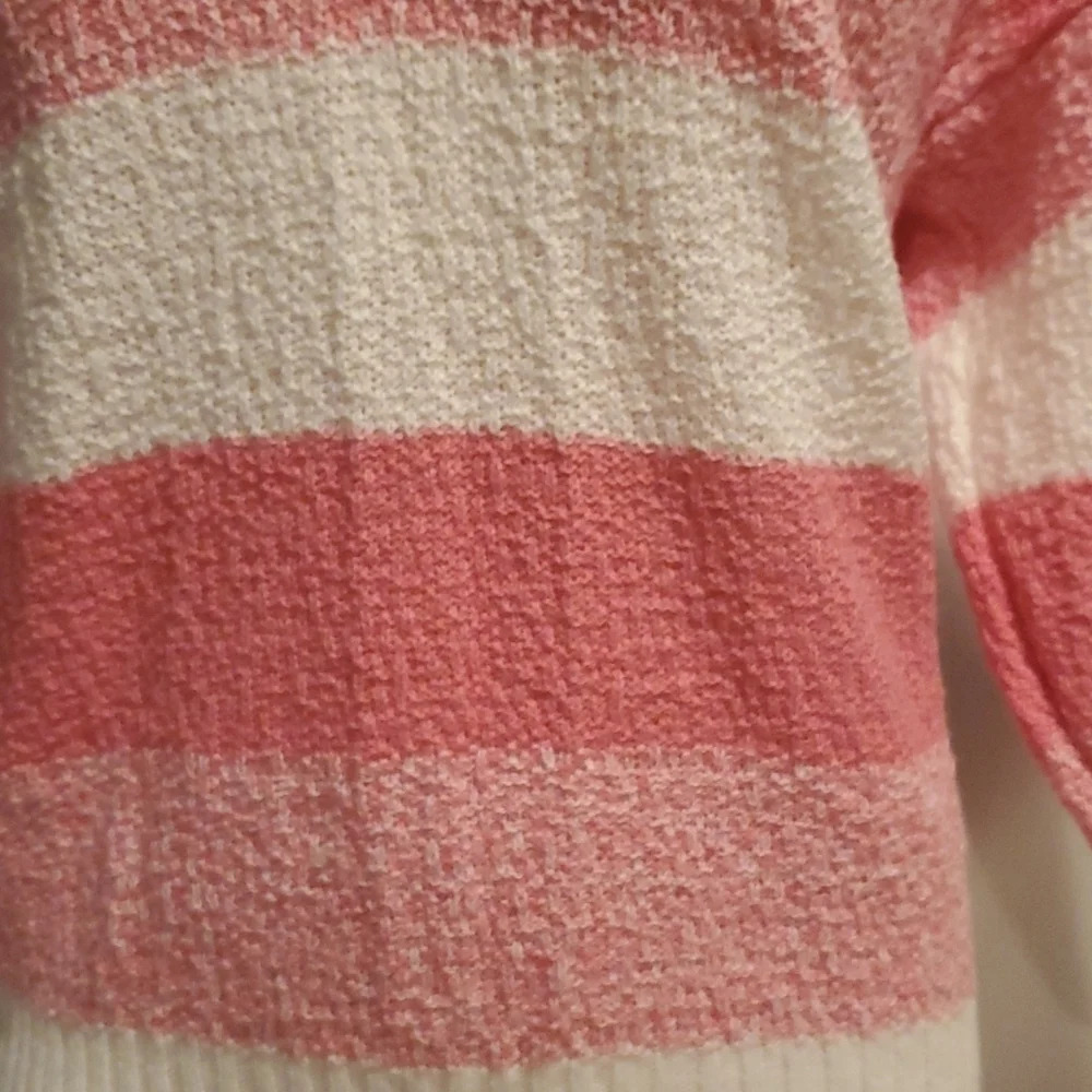 Vintage Centennial Knits Ltd pink & white v-neck sweater made … - Picture 2 of 16